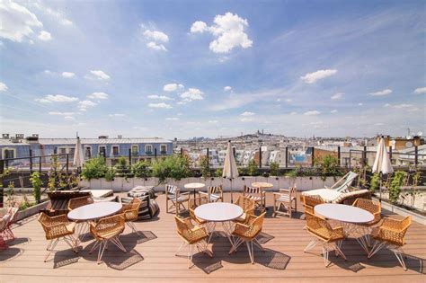 hostelworld paris.